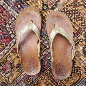 Olukai sandals